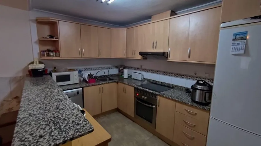 Apartamento de 4 dormitorios en Torrevieja, España No. 1390 № 17