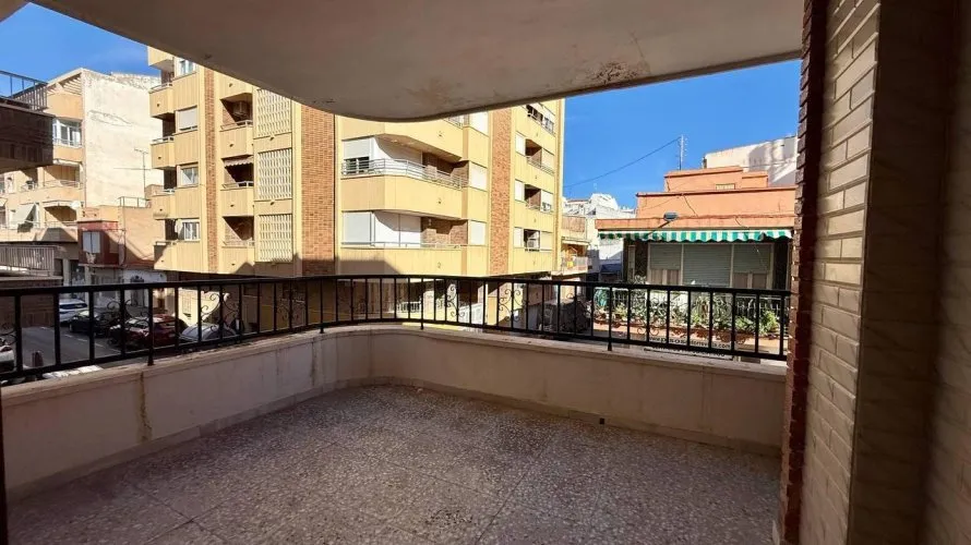 Apartamento de 3 dormitorios en Torrevieja, España No. 1444 № 22