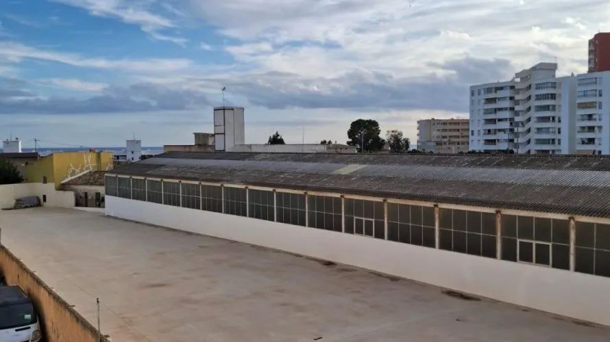 Apartamento de 3 dormitorios en Villajoyosa, España No. 1385