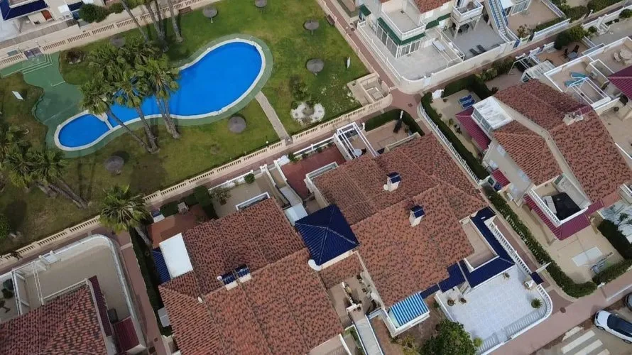 Bungalow de 58m² en Torrevieja, España No. 1397