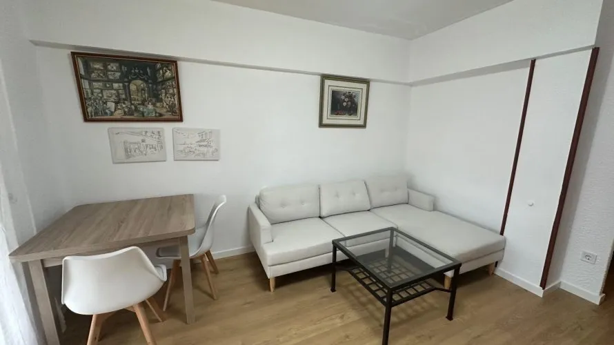 Apartamento de 2 dormitorios en Alicante, España No. 1380 № 11