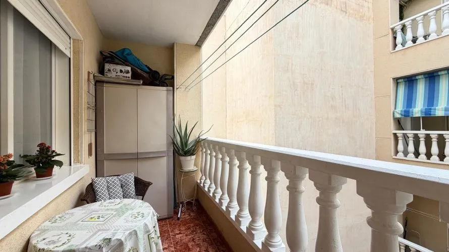 Apartamento de 1 dormitorio en Torrevieja, España No. 1467 № 7