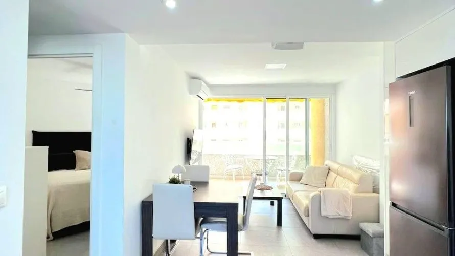 Apartamento de 2 dormitorios en Torrevieja, España No. 1498 № 4