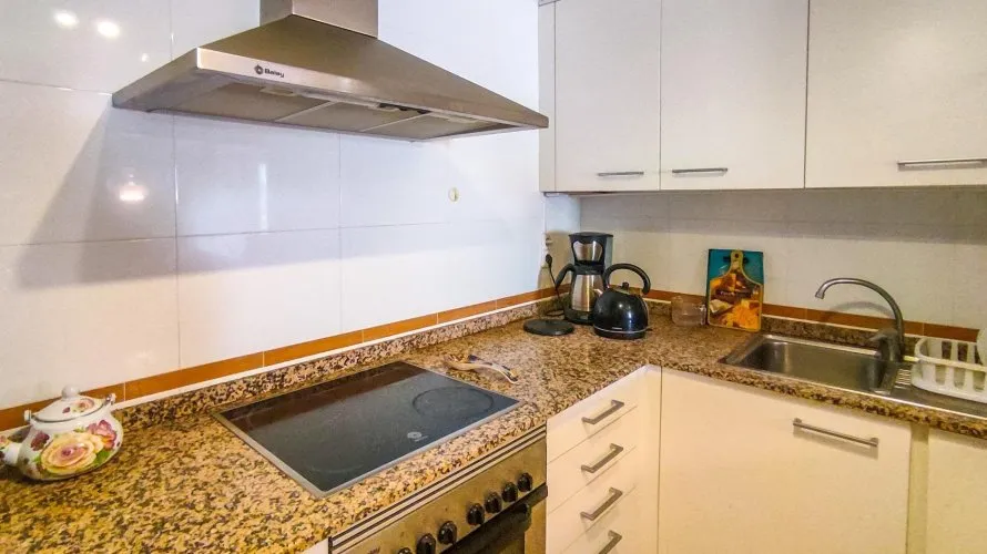 Apartamento de 2 dormitorios en Villajoyosa, España No. 1300 № 14