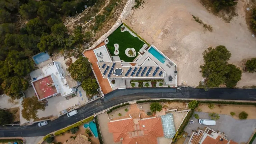 Villa de 4 dormitorios en Benidorm, España No. 1369 № 15