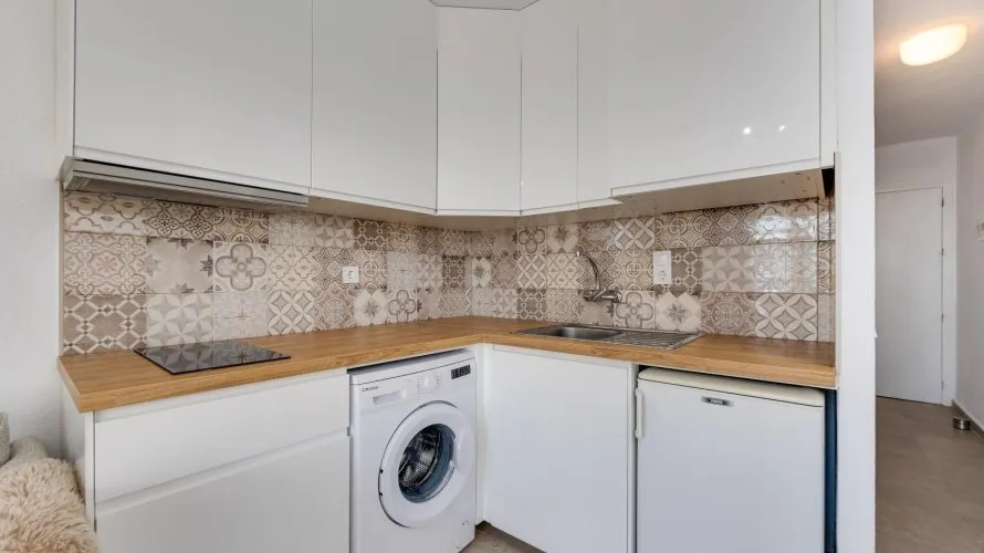 Apartamento de 1 dormitorio en Torrevieja, España No. 1509 № 14