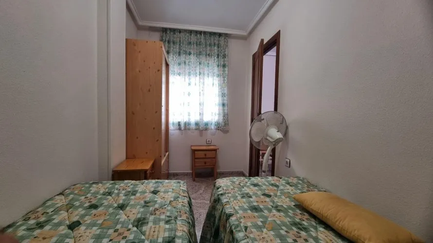 Apartamento de 2 dormitorios en Torrevieja, España No. 1424 № 10