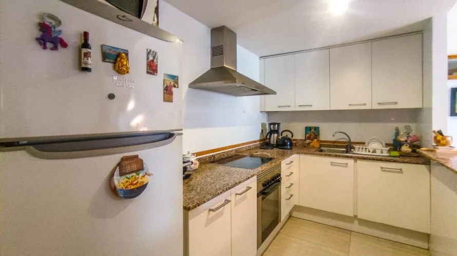 Apartamento de 2 dormitorios en Villajoyosa, España No. 1300 № 7