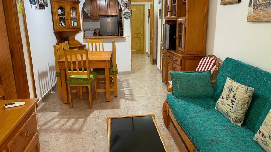 Apartamento de 2 dormitorios en Torrevieja, España No. 1428 № 11