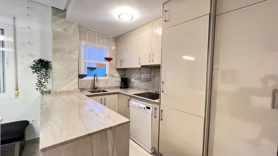 Apartamento de 60m² en Torrevieja, España No. 1443 № 6