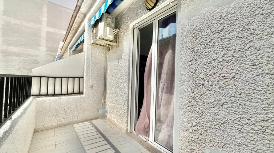 Ático de 2 dormitorios en Torrevieja, España No. 1557 № 5