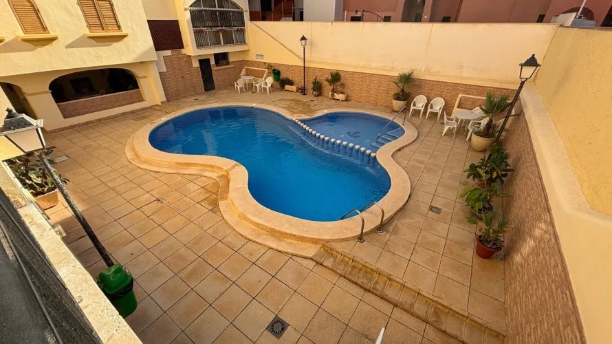 Apartamento de 1 dormitorio en Torrevieja, España No. 1298 № 15