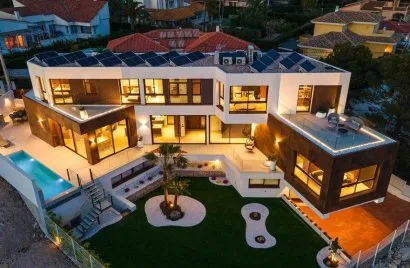 Villa de 4 dormitorios en Benidorm, España No. 1369