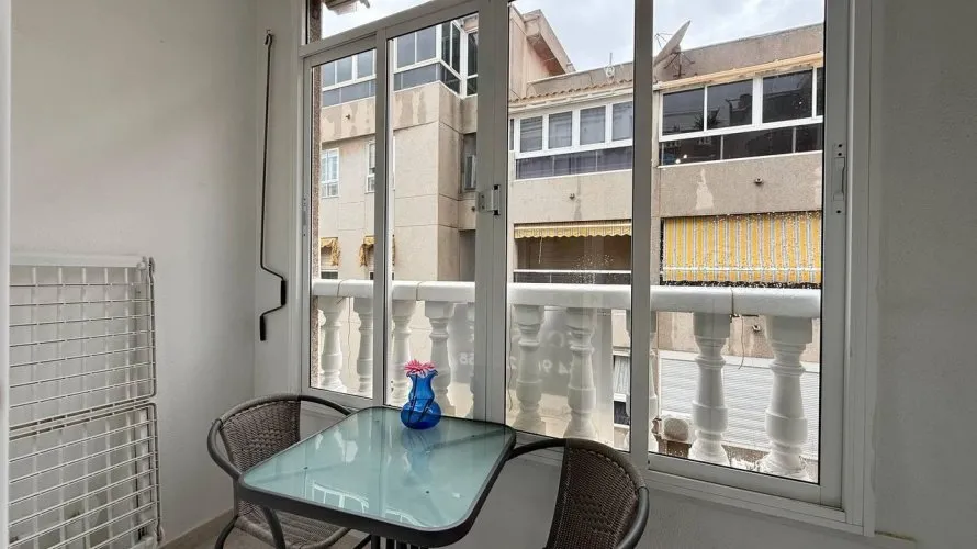 Apartamento de 1 dormitorio en Torrevieja, España No. 1489 № 6