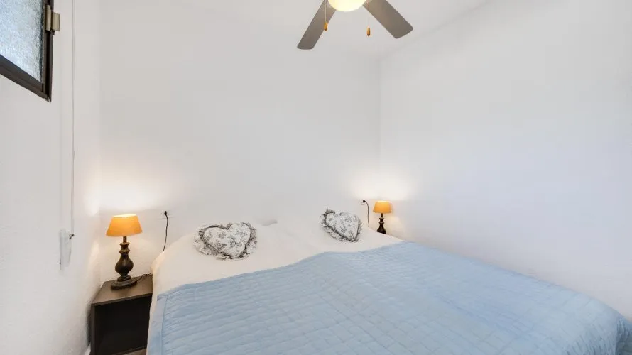 Apartamento de 1 dormitorio en Torrevieja, España No. 1509 № 8