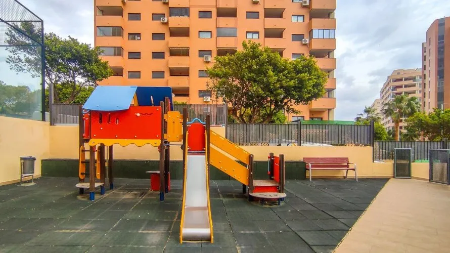 Apartamento de 2 dormitorios en Villajoyosa, España No. 1300 № 9