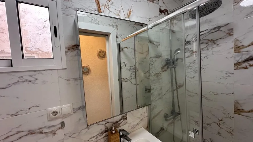 Apartamento de 2 dormitorios en Alicante, España No. 1508 № 14