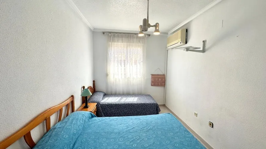 Ático de 2 dormitorios en Torrevieja, España No. 1524 № 16