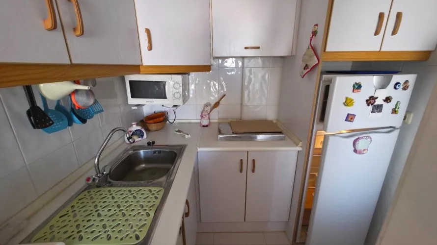 Apartamento de 1 dormitorio en Torrevieja, España No. 1590 № 15