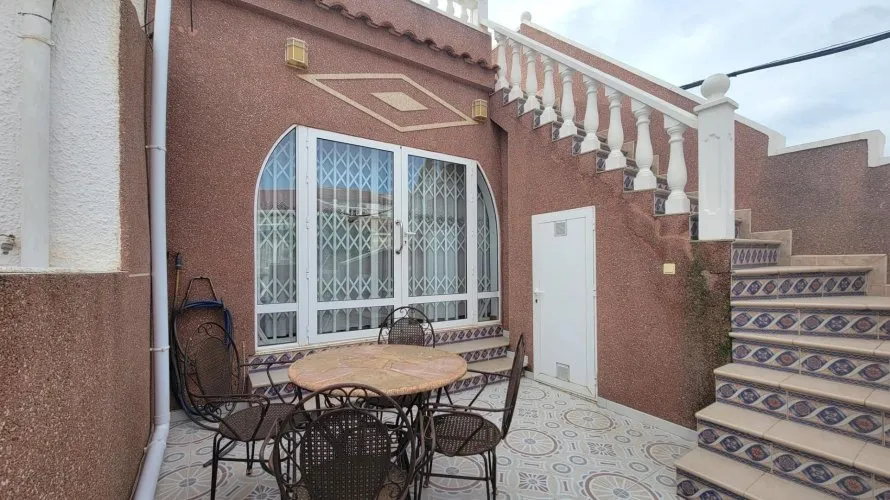 Сasa de 1 dormitorio en Torrevieja, España No. 1491 № 11