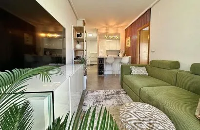Apartamento de 1 dormitorio en Torrevieja, España No. 1402