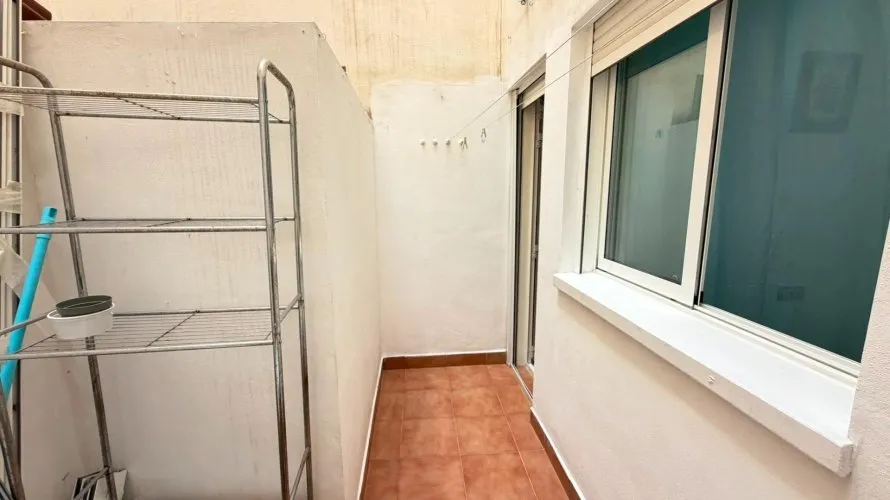 Apartamento de 2 dormitorios en Torrevieja, España No. 1564 № 2