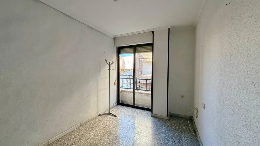 Apartamento de 3 dormitorios en Torrevieja, España No. 1444 № 2