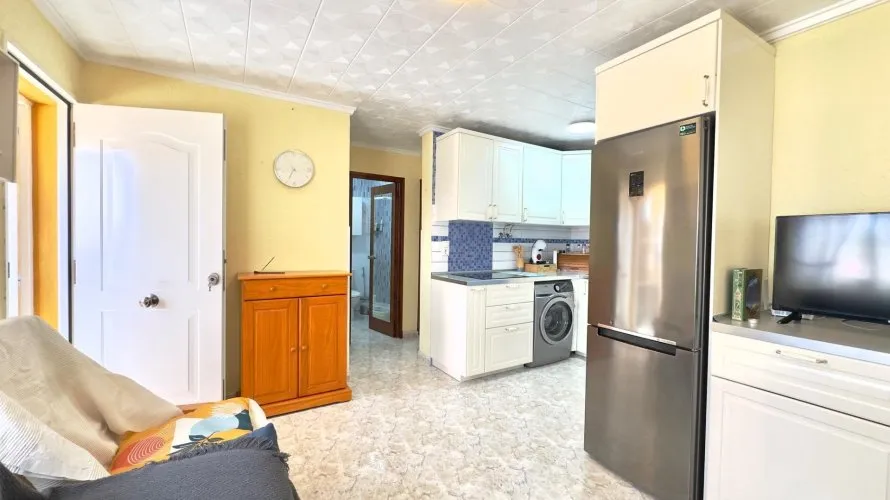 Bungalow de 1 dormitorio en Torrevieja, España No. 1551 № 4