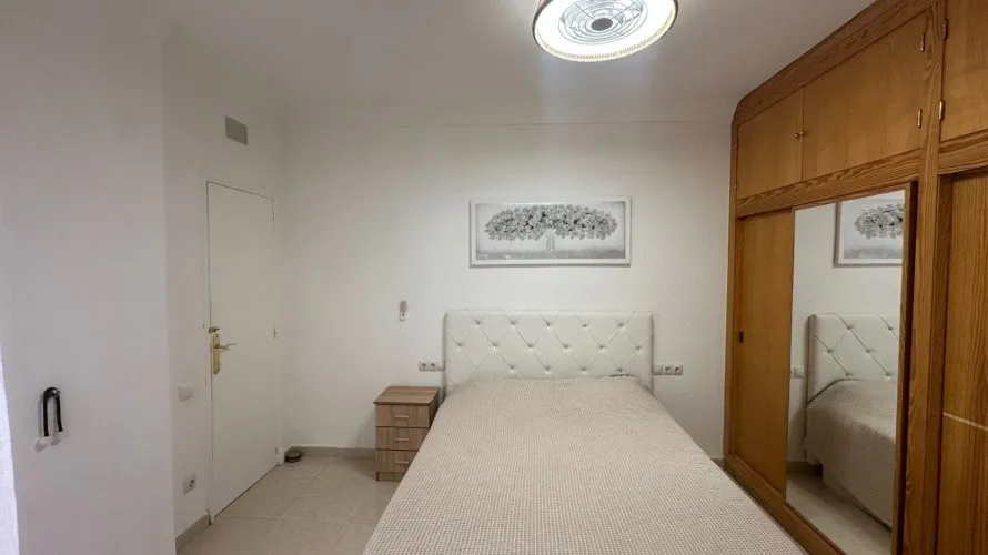 Apartamento de 2 dormitorios en Alicante, España No. 1508 № 20