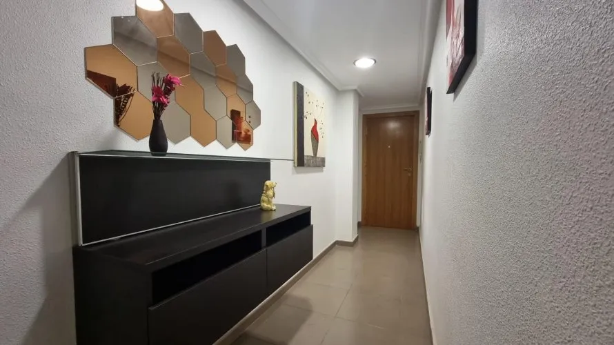 Apartamento de 2 dormitorios en Torrevieja, España No. 1394 № 19