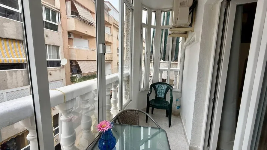 Apartamento de 1 dormitorio en Torrevieja, España No. 1489 № 7