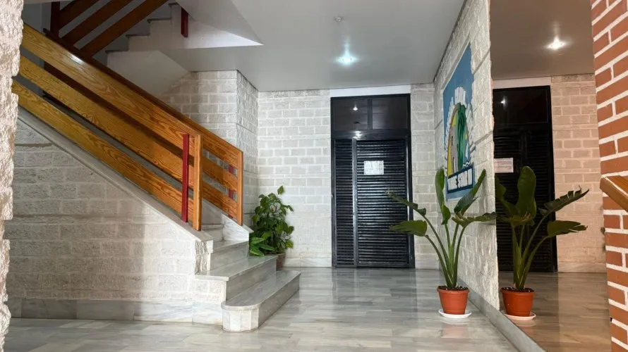 Apartamento de 2 dormitorios en Torrevieja, España No. 1506 № 1