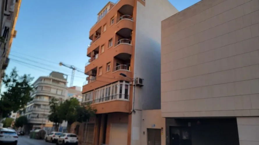 Apartamento de 1 dormitorio en Torrevieja, España No. 1447 № 4