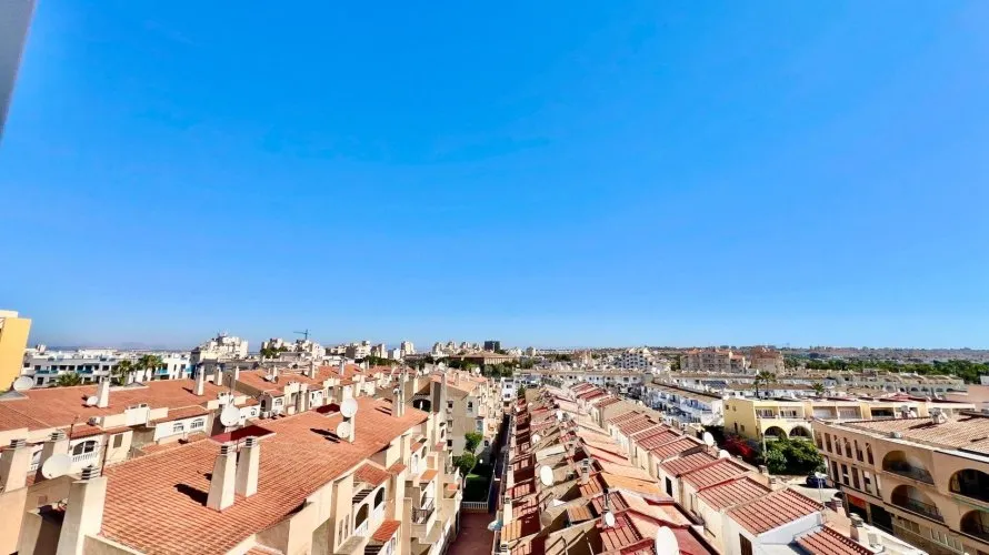 Ático de 1 dormitorio en Torrevieja, España No. 1543 № 6