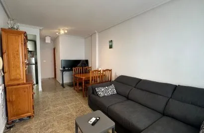Apartamento de 1 dormitorio en Torrevieja, España No. 1471
