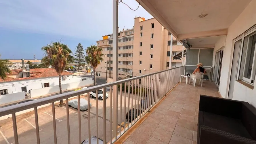Apartamento de 3 dormitorios en Altea, España No. 1348 № 7