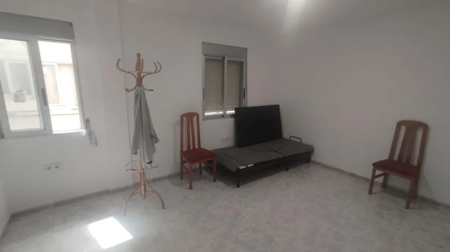 Apartamento de 2 dormitorios en Alicante, España No. 1568 № 10
