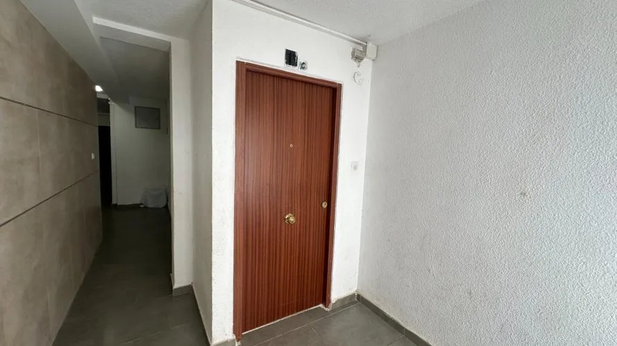 Apartamento de 77m² en Alicante, España No. 1541 № 3