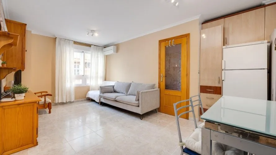 Apartamento de 2 dormitorios en Torrevieja, España No. 1499 № 28
