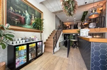 Propiedad comercial de 150m² en Torrevieja, España No. 1582