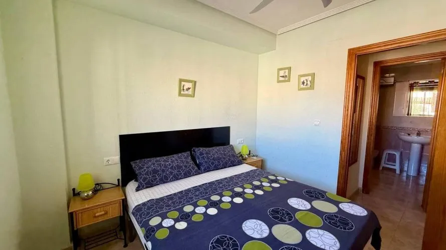 Apartamento de 2 dormitorios en Orihuela, España No. 1436 № 15