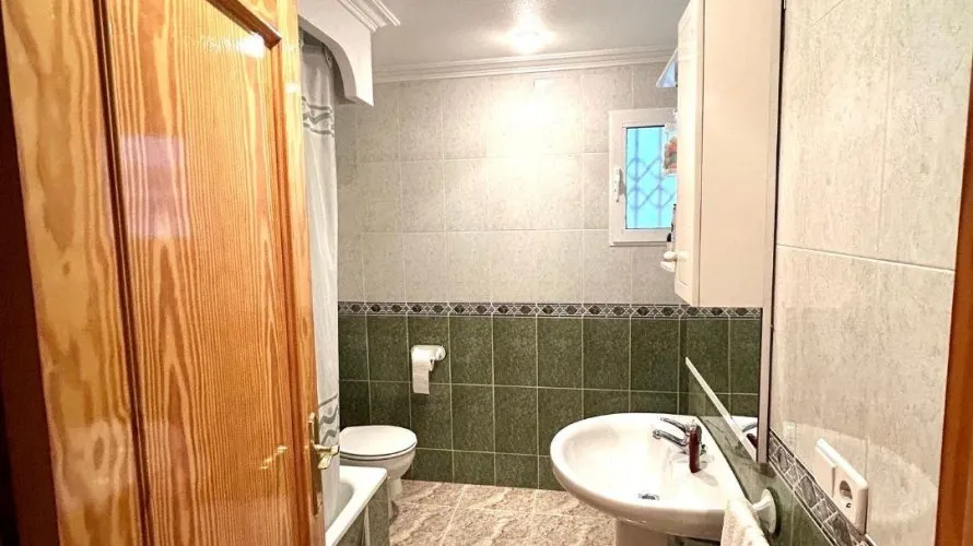 Apartamento de 3 dormitorios en Torrevieja, España No. 1452 № 2