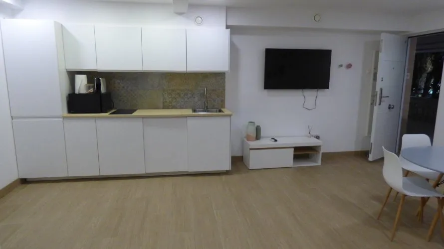 Propiedad comercial de 50m² en Alicante, España No. 1395 № 14