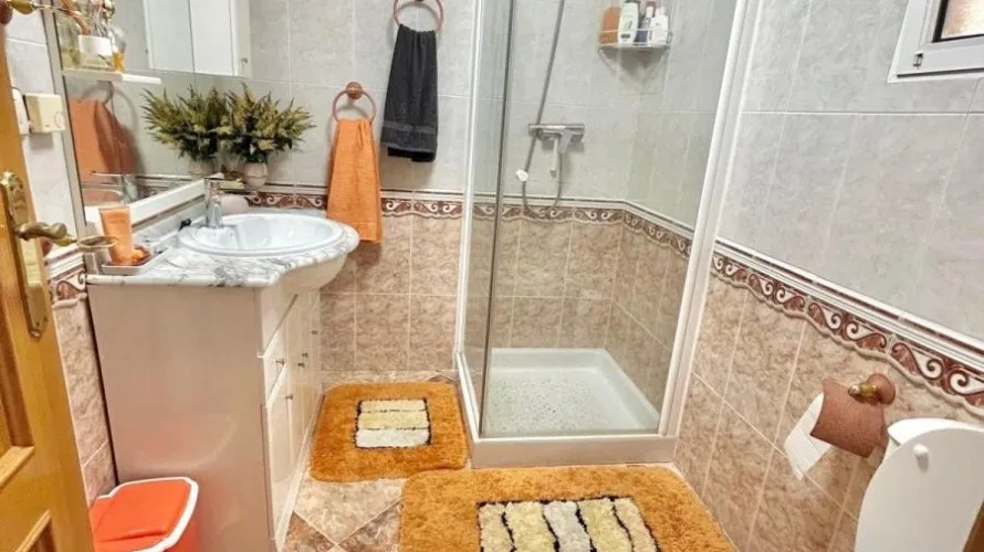 Villa de 2 dormitorios en Torrevieja, España No. 1725 № 2