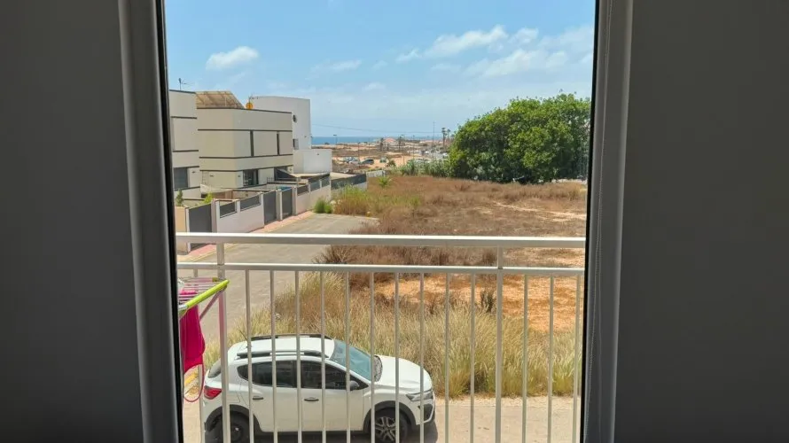 Apartamento de 2 dormitorios en Torrevieja, España No. 1693 № 14