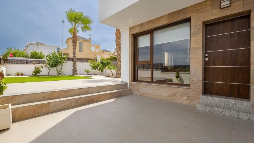 Сasa de 107m² en Torrevieja, España No. 1720 № 2