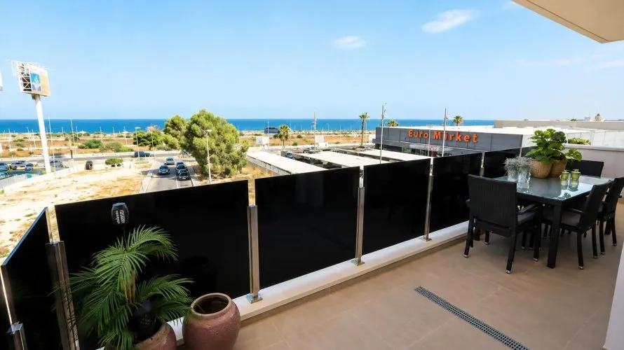 Apartamento de 3 dormitorios en Torrevieja, España No. 1705 № 5