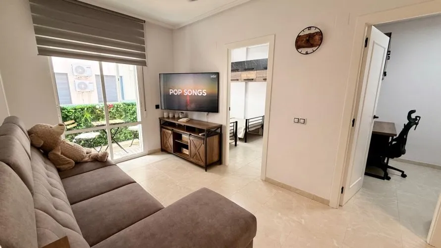 Apartamento de 1 dormitorio en Torrevieja, España No. 1719 № 7