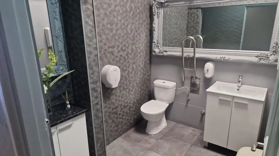 Propiedad comercial de en Torrevieja, España No. 1717 № 3
