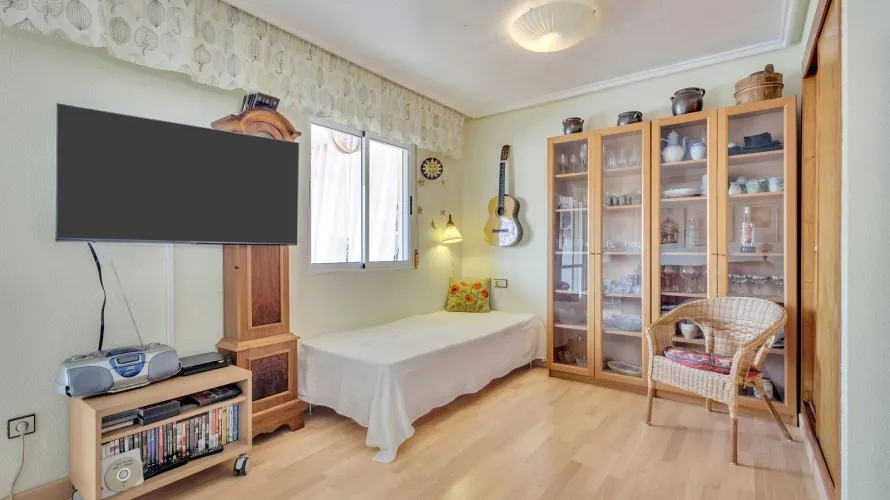 Apartamento de 60m² en Torrevieja, España No. 1646 № 5